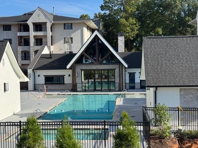 apartment complex commercial construction services